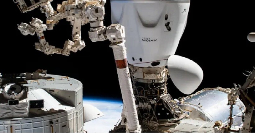 Axiom  Space Kirim Misi Private Ketiga ke ISS, Perjalanan Gunakan Dragon SpaceX