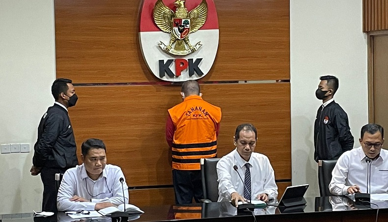 Ini Modus Advokat Laurenzius Rintangi Penyidikan Perkara Suap Eks Bupati Buru Selatan
