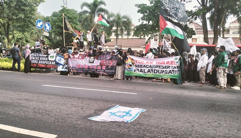 Kirim Surat kepada Kemenpora, Wayan Koster Tolak Timnas Israel Bertanding di Bali