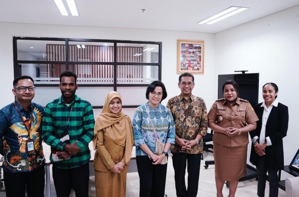 Bertemu Alumni LPDP yang Peduli Kemajuan Anak Papua, Sri Mulyani: Luar Biasa  