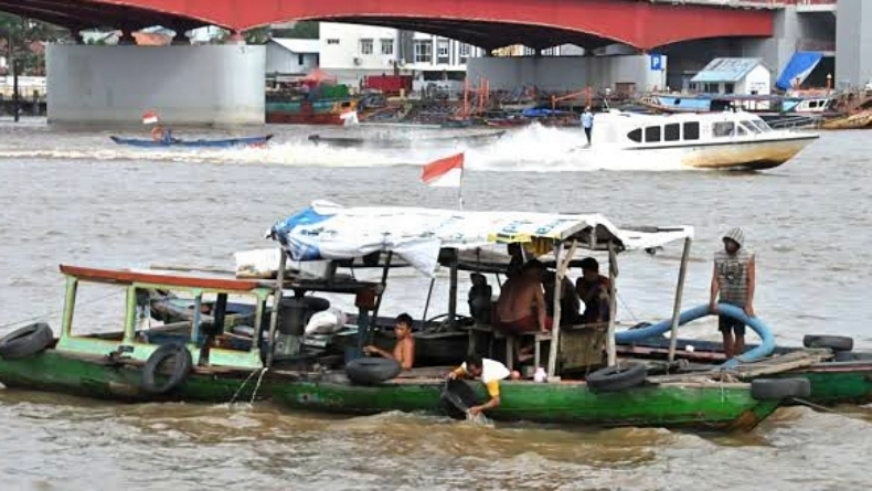 Kisah Asmadi, Pemburu Harta Karun di Sungai Musi yang Kini Jadi Kolektor Barang Antik 