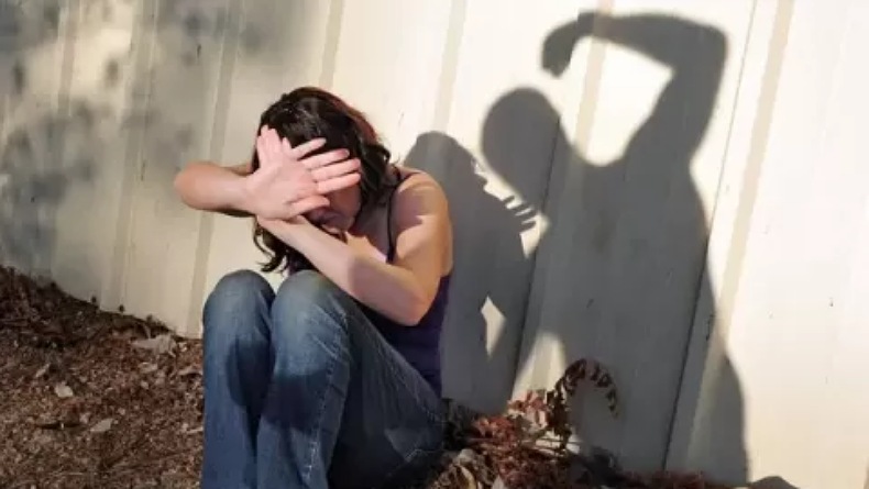 Duh! Perempuan Pengantin Baru Dianiaya Suami sampai Buta gegara Tolak Biayai Main Game
