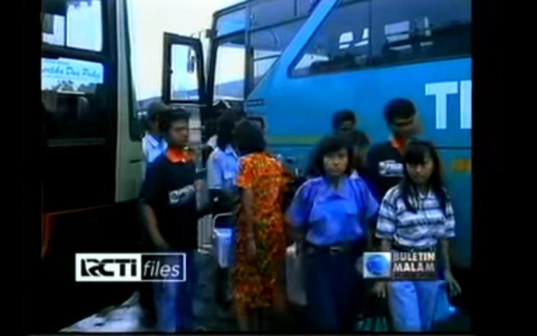 Begini Potret Mudik Lebaran Era 1990-an, Penumpang Rela Berdesak-desakan Demi  Pulang Kampung