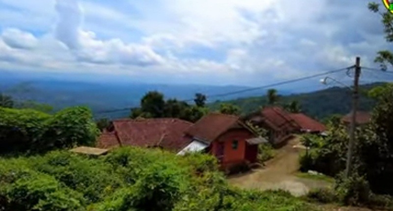 Desa Unik di Jawa Tengah, Singgah ke Desa Cilumping serasa Berada di Atas Awan, Begini Suasananya!