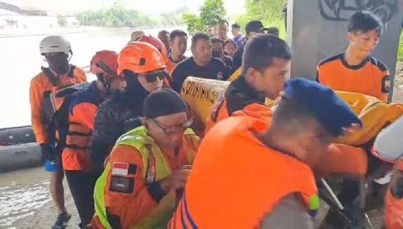 Korban Hilang Perahu Penyeberangan Terbalik di Surabaya Ditemukan Tewas 