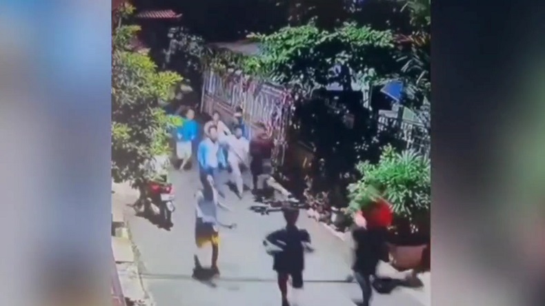 Warga Jaktim Kesal Marak Perang Sarung Remaja di Waktu Tarawih, Minta Polisi Lebih Tegas Lagi