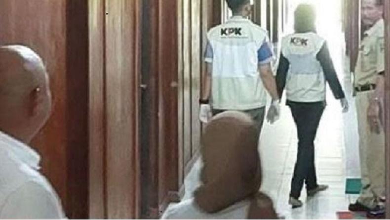 Ben Brahim dan Istri Jadi Tersangka, KPK Geledah Rumah Dinas dan Kantor Bupati Kapuas