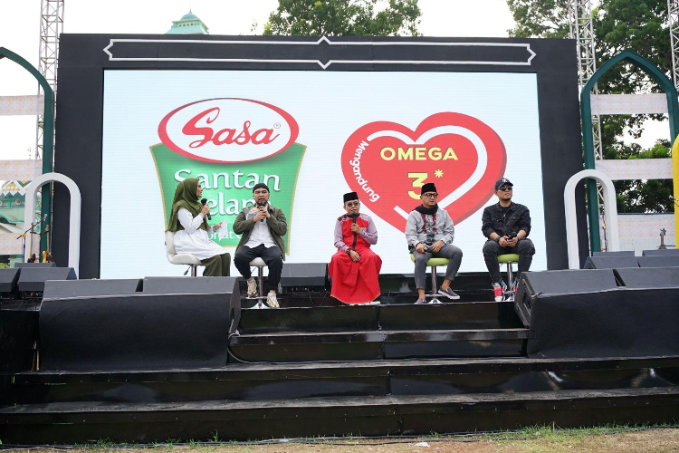 Masyarakat Kota Probolinggo Antusias, Sambut Tabligh Akbar Persembahan Sasa Santan Omega 3