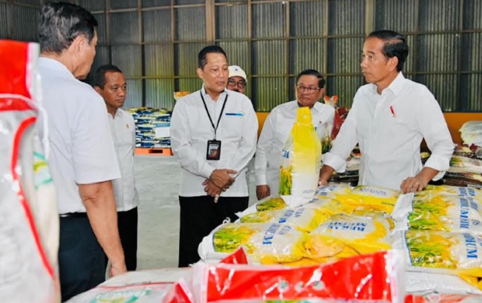 Pasar Induk Beras Akan Dibangun di Sulsel, Jokowi: Ya Bagus Itu Mengontrol Stok