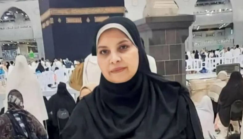Heboh Muslimah Meninggal di Depan Kakbah saat Umrah, Suami Kisahkan Momen-Momen Terakhir