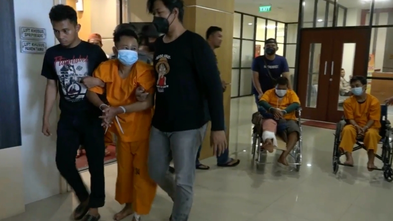 Kabur saat Ditangkap, 3 Pelaku Pecah Kaca Mobil di Riau Ambruk Didor Polisi