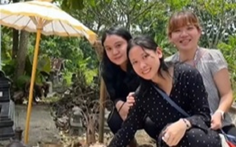 Pulang dari Eropa, Pitha Haningtyas Mentari Kunjungi Makam Syabda Perkasa