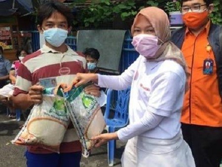 Pos Indonesia Mulai Salurkan 132 Juta Kg Beras Cadangan Pangan ke 18 Provinsi  