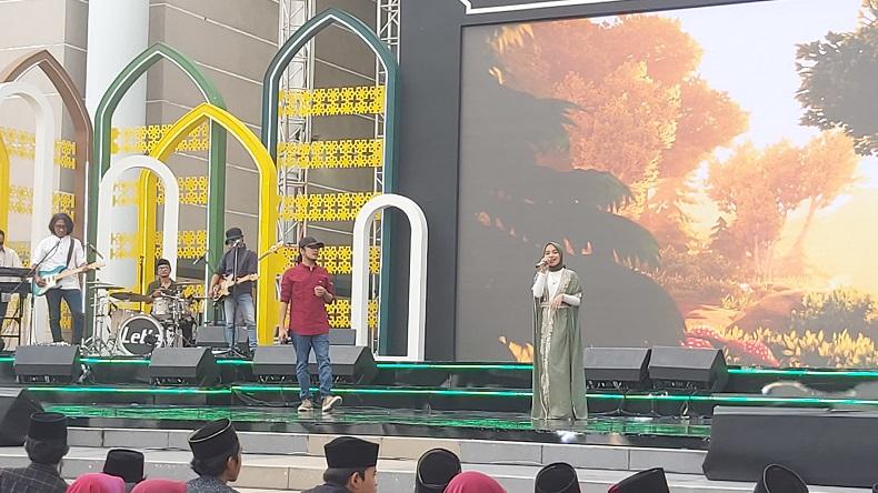 Letto dan Tasya Rosmala Meriahkan Konser Ngabuburit iNews di Masjid Nasional Al-Akbar Surabaya