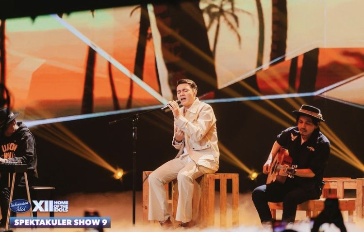 Nyanyikan Lagu Komang, Penampilan Paul Indonesian Idol Bikin BCL Luluh