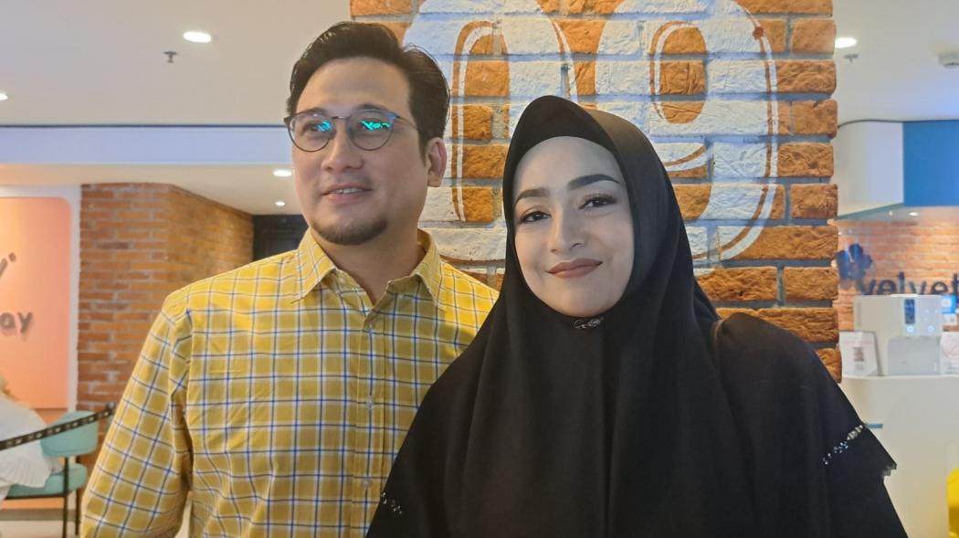 24 Tahun Menikah Jadi Pasangan Idola, Ini Rahasia Cindy Fatikasari dan Tengku Firmansyah