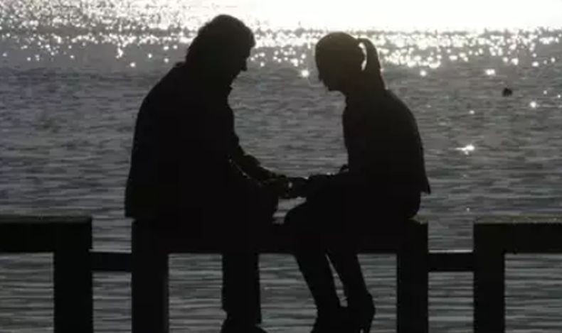 7 Arti Mimpi Jalan Sama Mantan Kekasih, Pertanda Gagal Move On?