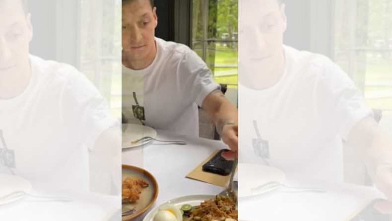 7 Pemain Top Dunia yang Senang dengan Makanan Indonesia, Ada yang Sangat Suka Ayam Geprek Plus Nasi