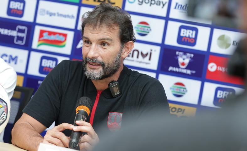 Persis Solo Kena Badai Cedera, Leonardo Medina Putar Otak