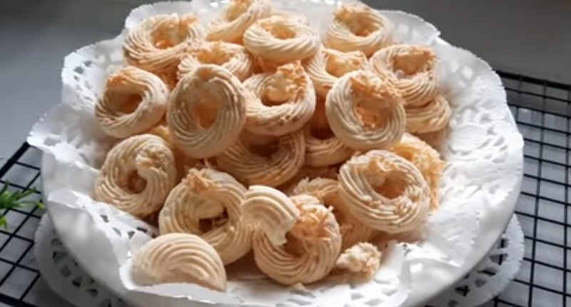 Resep Kue Sagu Keju Lembut Lumer di Mulut, Intip Cara Bikinnya!