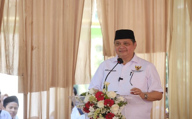 Menko Airlangga Dukung Kemandirian Ekonomi Pondok Pesantren
