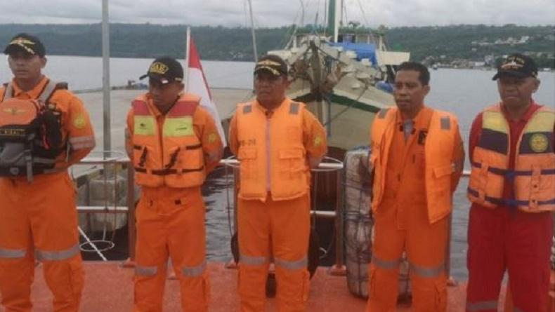 Kapal Bawa 3 ABK Mati Mesin di Perairan Buton Selatan, Tim SAR Lakukan Pencarian