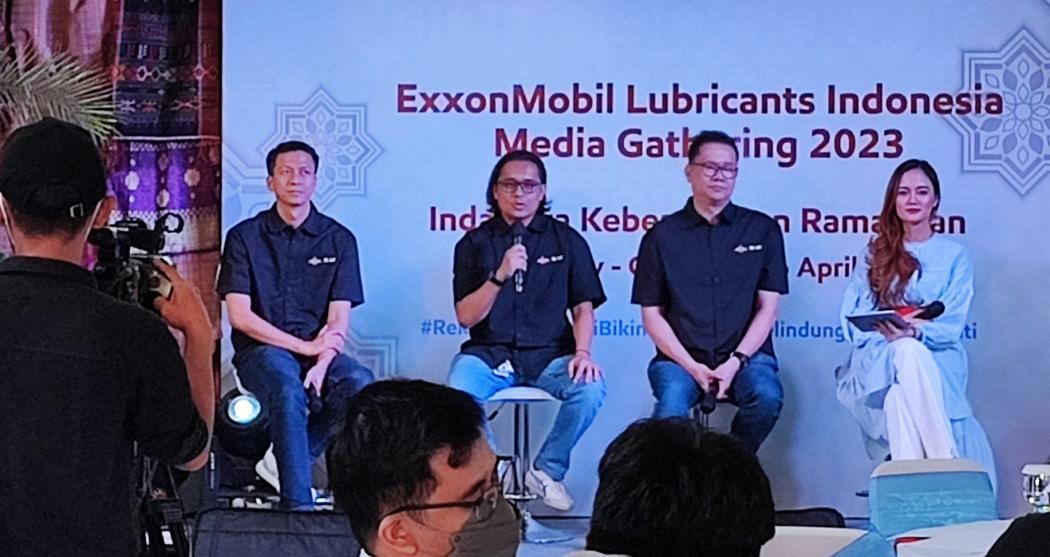 Pasar Otomotif Tumbuh, EMLI Kembangkan Pelumas Mobil dan Motor di Indonesia