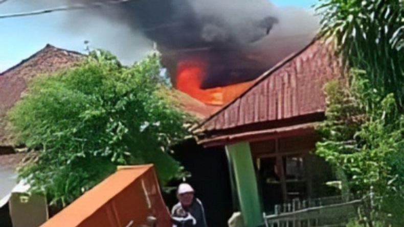 Madrasah Darul Ihya di Buniwangi Sukabumi Ludes Terbakar, Diduga akibat Korsleting Listrik