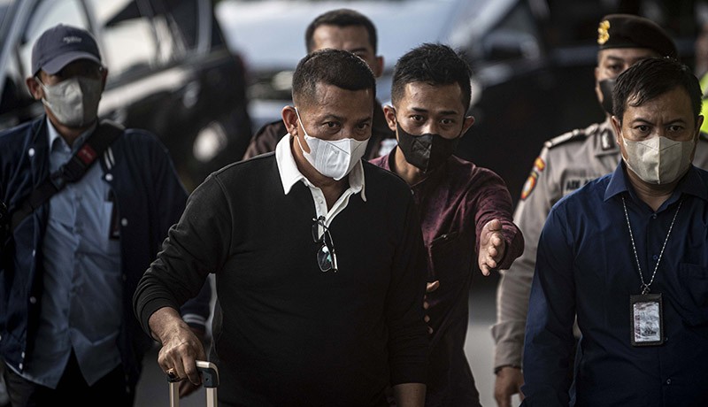 M Adil Gadaikan Kantor Bupati Meranti Rp100 Miliar, Tak Disangka-sangka Uangnya untuk Ini