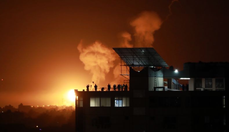 Konflik Israel-Palestina Memanas, Saling Serang Pakai Rudal dan Roket