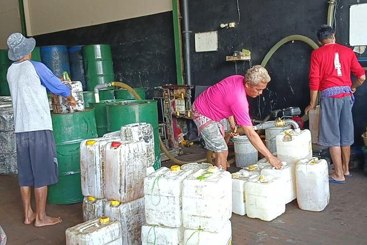 Bapanas Dukung DMO Minyak Goreng Dipangkas Jadi 300.000 Ton per Bulan 