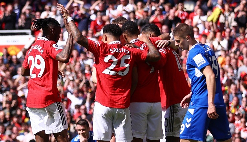 Man United Bikin Rekor Langka saat Libas Everton