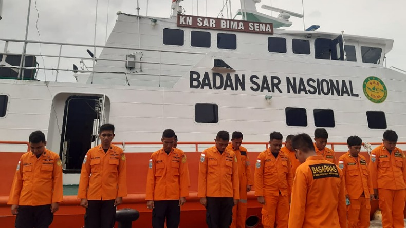 Perahu Nelayan di Minahasa Terbalik, Basarnas Kesulitan Evakuasi 2 Korban karena Cuaca Buruk