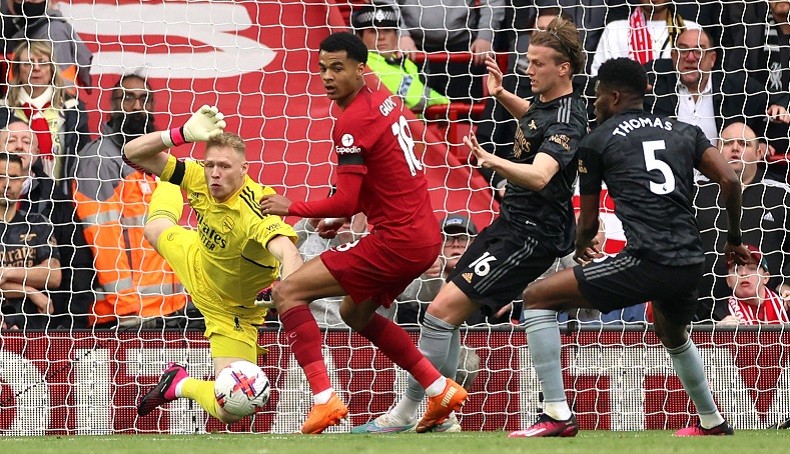 Selamatkan Arsenal dari Kekalahan, Aaron Ramsdale Disanjung Mikel Arteta