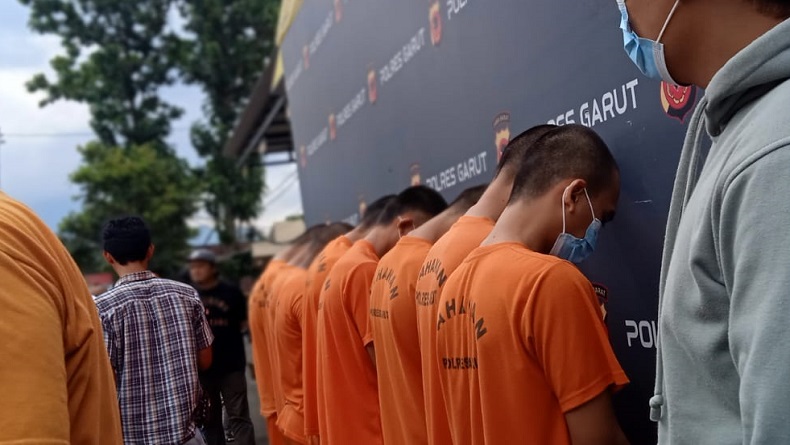 Waduh, 3 Mahasiswa di Garut Produksi Tembakau Sintetis Beromzet Ratusan Juta
