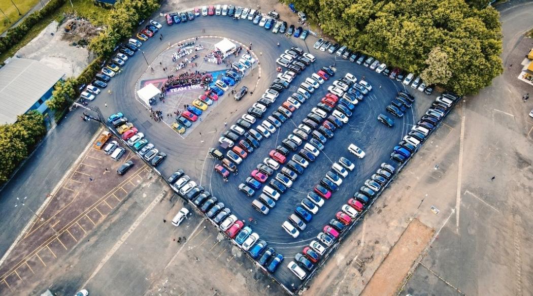 Ratusan Anggota Komunitas Mobil se-Jabodetabek Ngumpul Gelar Bukber, Begini Penampakannya