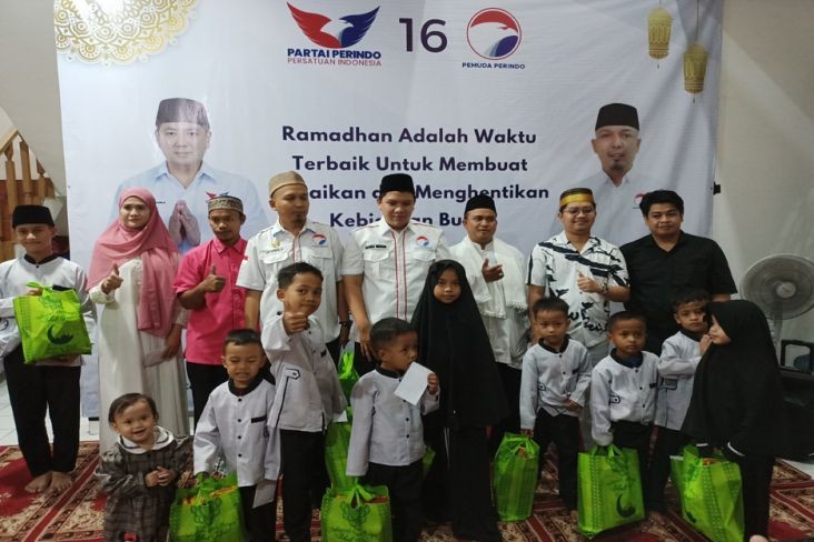 Berbagi Bersama Anak Yatim di Kembangan, Perindo: Mereka Tanggung Jawab Kita Semua