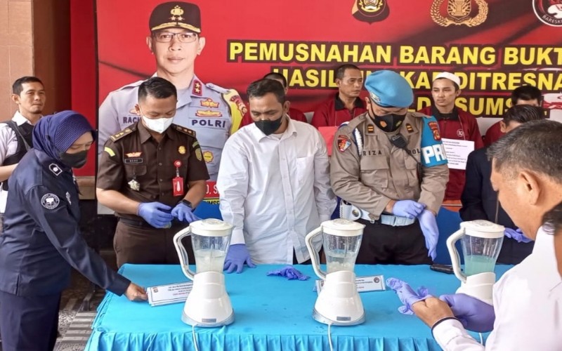 Polda Sumsel Musnahkan 3 Kg Sabu Hasil Ungkap Kasus Februari - Maret