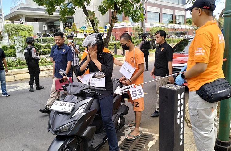 Polda DIY Gelar Rekonstruksi Pembunuhan dan Mutilasi, Tersangka Peragakan 64 Adegan