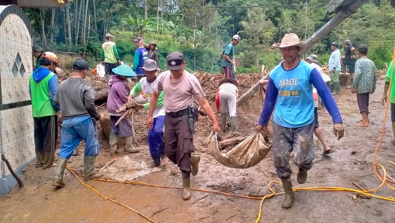 Banjir Bandang di Lereng Gunung Kelud, 2 Desa Terdampak