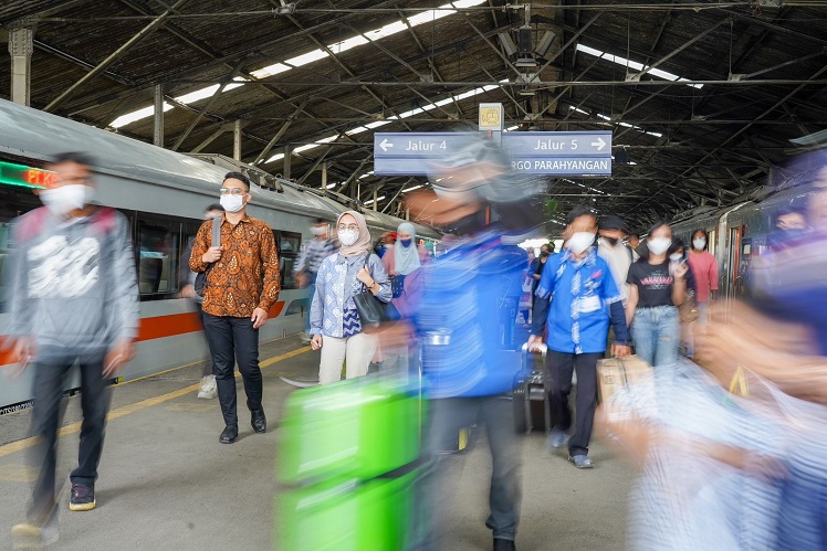 2,36 Juta Tiket Kereta Lebaran Terjual, 77 Persen dari yang Disediakan