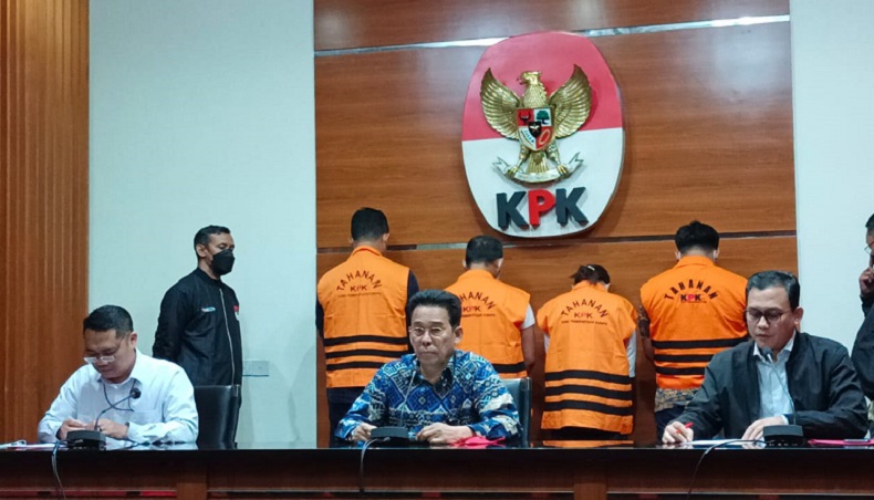  KPK : Uang Suap Proyek Jalur Kereta Api untuk THR