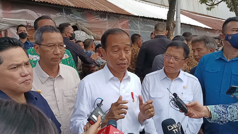 Jokowi Sebut Harga Bahan Pokok Menurun, Hanya Bawang Bombai yang Naik