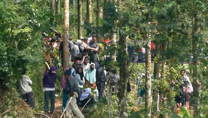  Bikin Penasaran Warga, Kebun Kuburan Korban Dukun Slamet Tohari Jadi Wisata Dadakan