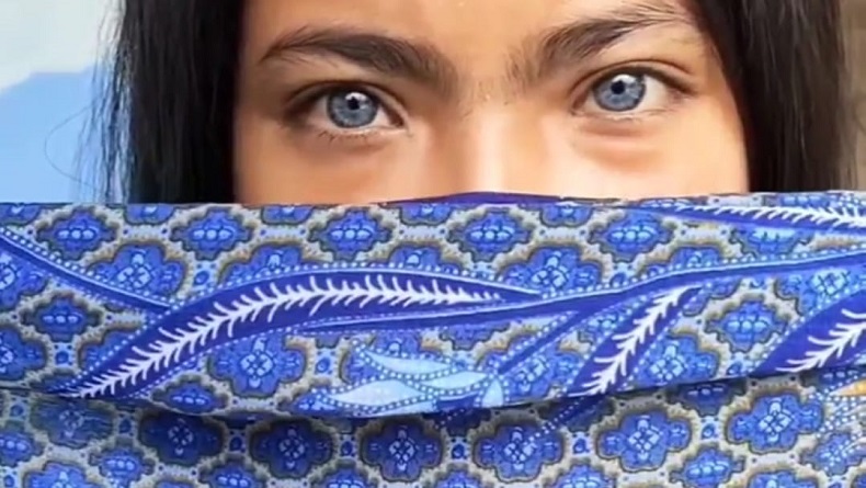 Viral Gadis Bandung Bermata Biru Jadi Model Fotografer Dunia