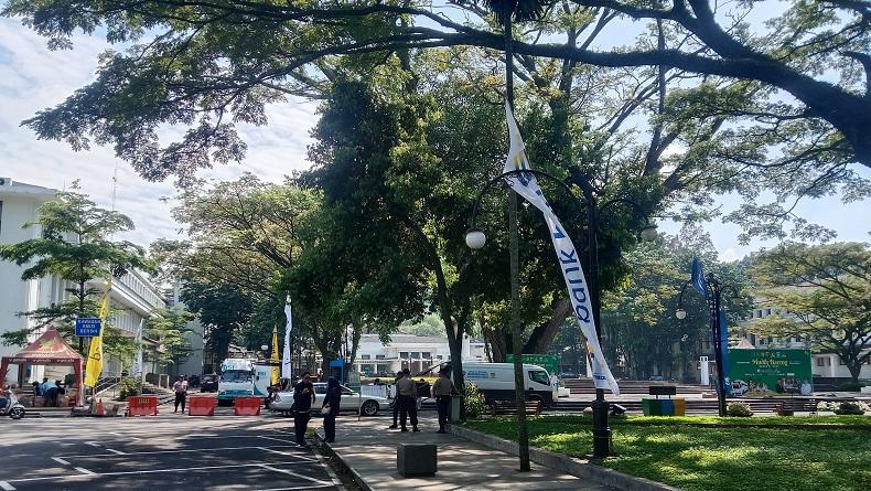 Yana Mulyana Batal Hadiri Pelepasan Mudik Gratis, Begini Suasana di Balai Kota Bandung
