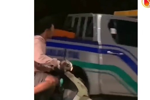 Viral Pemotor Nekat Masuk ke Tol Desari Tanpa Helm hingga Dikejar 3 Mobil