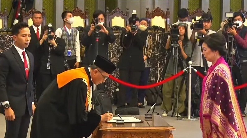  Filianingsih Hendarta Resmi Dilantik Jadi Deputi Gubernur BI, Ini Sumpahnya