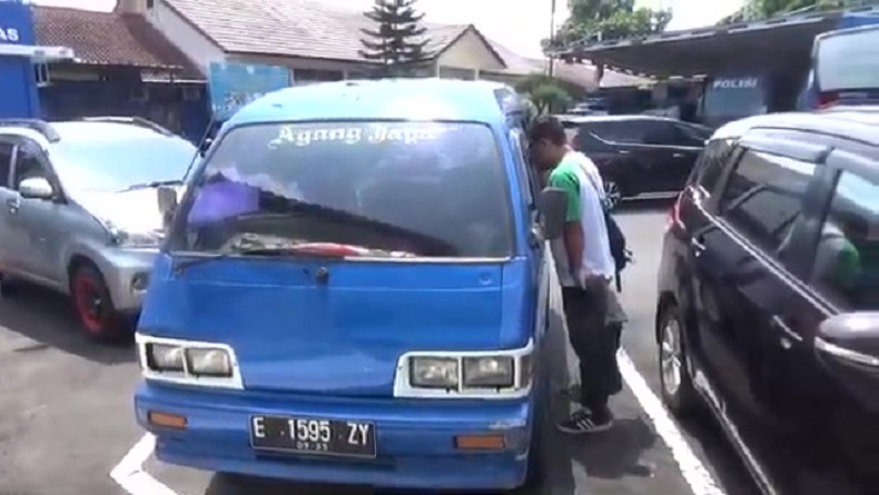 Pria Muda Bunuh Nenek di Kuningan, Ditangkap Polisi 8 Jam usai Olah TKP