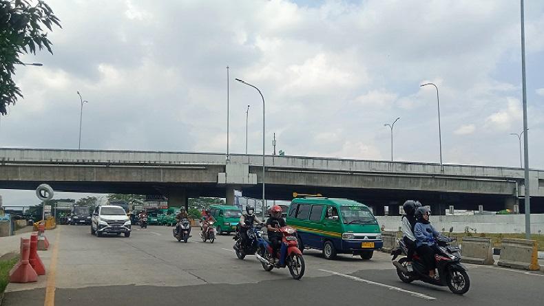 H-4 Lebaran, Arus Mudik di Simpang Cileunyi Bandung Ramai Lancar